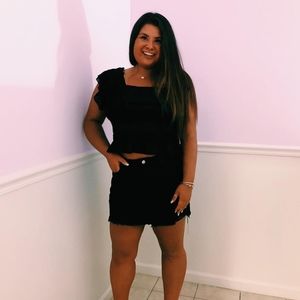 Meet your Posher, Fallon